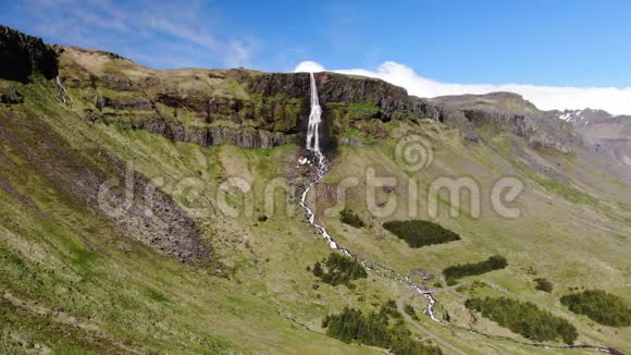 布加纳弗斯瀑布SnA费尔斯尼斯冰岛视频的预览图