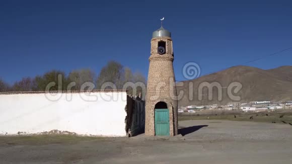帕米尔公路穆尔盖布清真寺视频的预览图