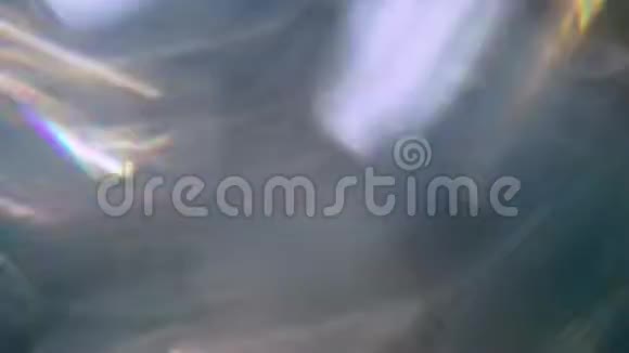 梦幻波克水晶反射脉冲和发光在黑暗中视频的预览图