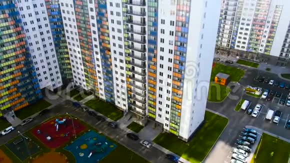 大城市睡眠区公寓楼建设空中动作高层住宅视频的预览图