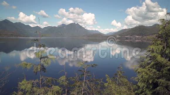 肯尼迪湖温哥华岛4KUHD视频的预览图
