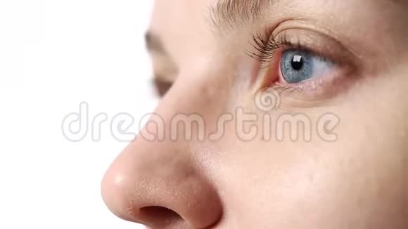 眼睛健康和视力矫正的概念视频的预览图