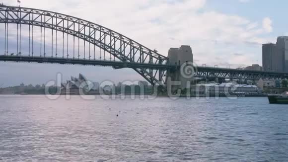 船抵达悉尼港视频的预览图
