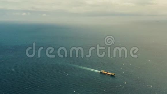 菲律宾公海上的货船视频的预览图