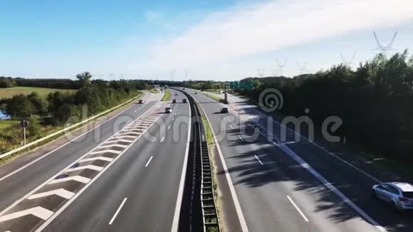 丹麦E20立交桥景观视频的预览图