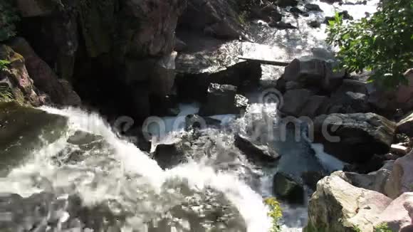 温尼维萨瀑布视频的预览图