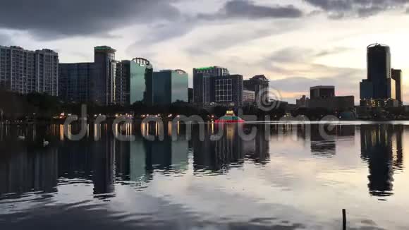 奥兰多佛罗里达州市中心日落在埃拉湖公园时间流逝视频的预览图