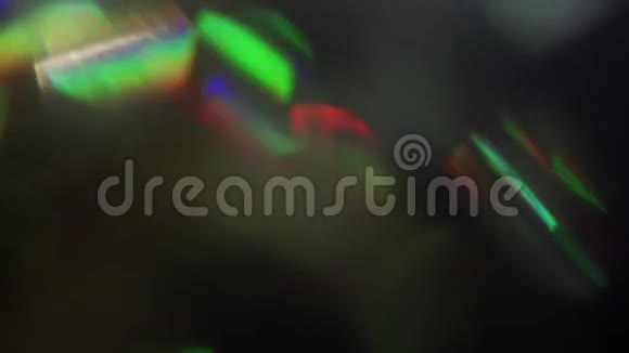 抽象全息彩虹背景在你的项目中创造节日俱乐部的气氛视频的预览图