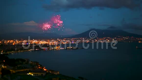 意大利那不勒斯焰火夜景视频的预览图