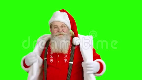 圣诞老人正在ChromaKey背景上跳舞视频的预览图