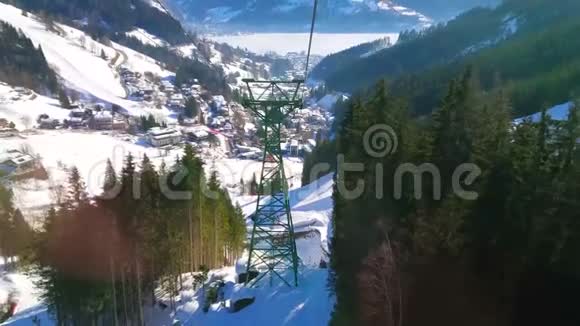 施米特滕霍恩巴恩缆车之旅泽尔姆见奥地利视频的预览图