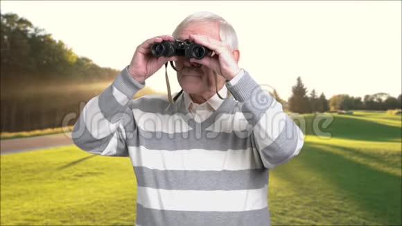 带双筒望远镜的退休男子视频的预览图