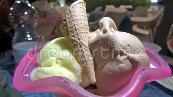 冰淇淋视频的预览图