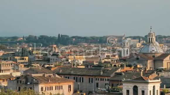 意大利罗马城市景观天际线与万神殿祭坛的祖国和其他著名的标志在老历史城镇视频的预览图