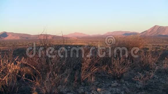纳米比亚Erongo山脉的干旱景观视频的预览图