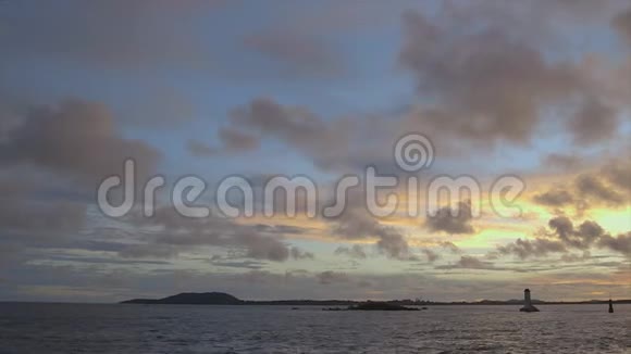 神奇的海景日落时的天空科纳克里视频的预览图