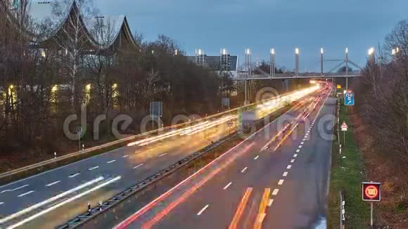 Messeschnellweg或37号高速公路德国汉诺威时光流逝视频的预览图