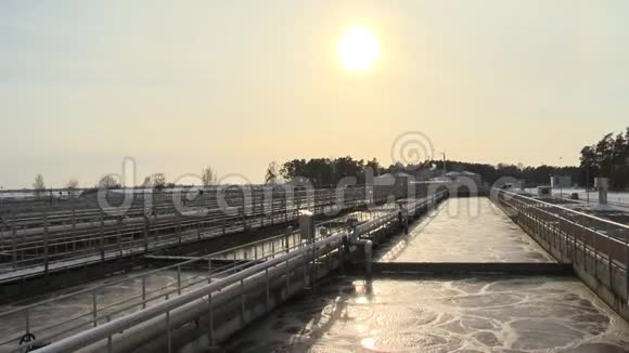 现代处理厂废水污水曝气池视频的预览图