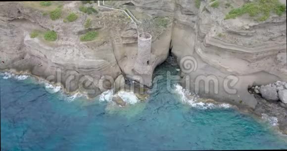 卡普里亚岛小塔空中景观视频的预览图
