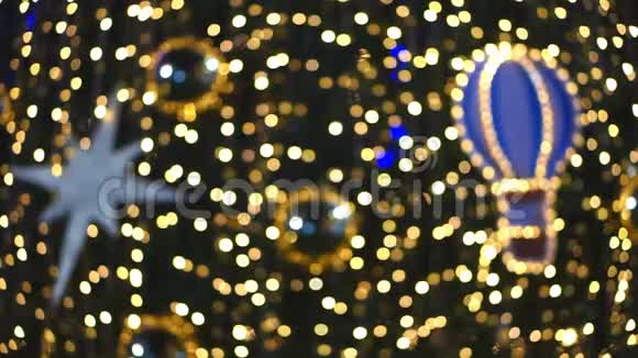 圣诞节和新年庆祝活动的小型LED照明灯具视频的预览图
