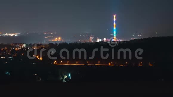 时光流逝Chemnitz的天际线从夜晚的上方带着Chimney的色彩视频的预览图