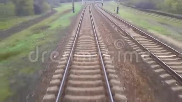 铁路从最后一辆货车上看到离港铁路视频的预览图