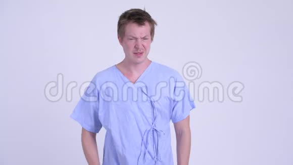 青年压力男性头痛患者画像视频的预览图
