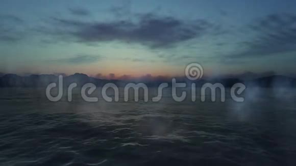 雾在海洋上空视频的预览图