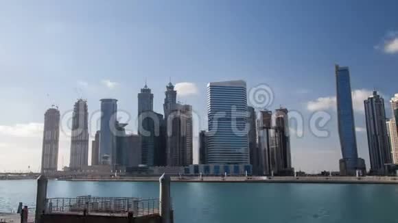 迪拜城市时间推移阿联酋放大视频的预览图