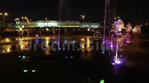 SouqWaqif公园缓行喷泉视频的预览图