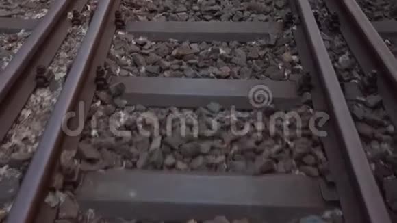 铁路概念铁轨的特写视频的预览图