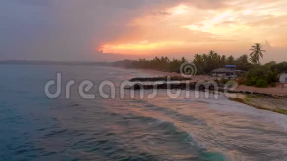 努瓦拉埃拉海滩日落从一个高度斯里兰卡视频的预览图