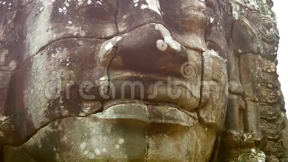 古寺塔上石面柬埔寨吴哥巴彦视频的预览图