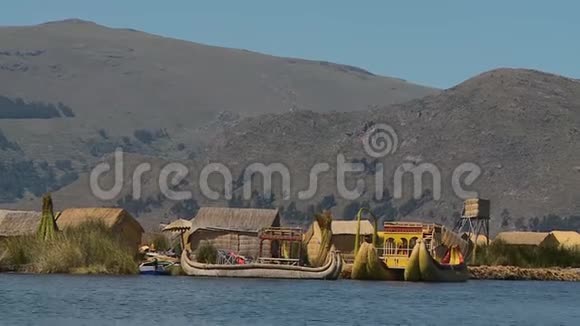 秘鲁提蒂喀卡湖漂浮的美洲家园视频的预览图