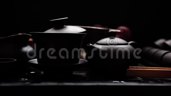 中国茶道用具茶桌视频的预览图