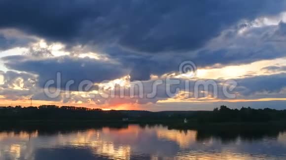 莫斯科运河日落视频的预览图