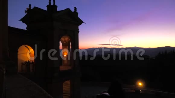 圣卢卡晚上的全景视频的预览图