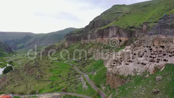 库拉河两岸的洞穴城和瓦迪西亚修道院格鲁吉亚视频的预览图