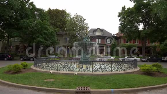 古路易斯维尔美丽的喷泉视频的预览图