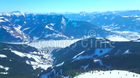 奥地利ZellamSee的施密顿山顶高山景色视频的预览图