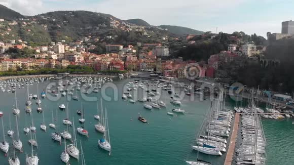 Lerici镇的鸟瞰图意大利里维拉的一部分视频的预览图