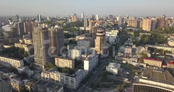 乌克兰宫基辅区视频的预览图