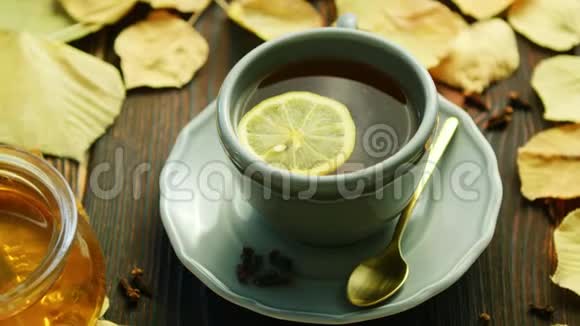 一杯柠檬茶视频的预览图