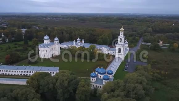古老的圣乔治修道院空中视频俄罗斯视频的预览图