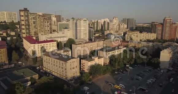 乌克兰宫基辅区视频的预览图