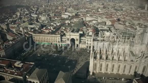 米兰大教堂是米兰市中心的主要地标意大利视频的预览图