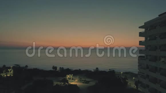 从西班牙海滨酒店可以看到日出海景延时录像视频的预览图