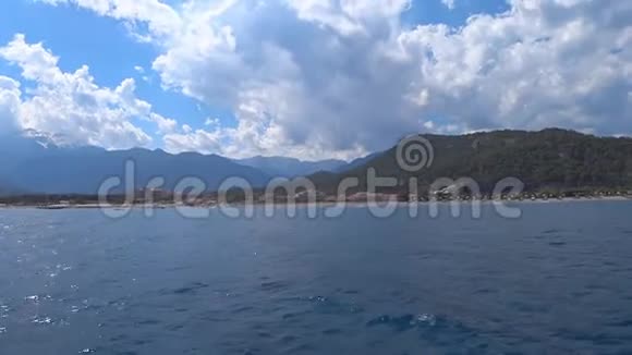 美丽的山景海岸线来自土耳其地中海视频的预览图