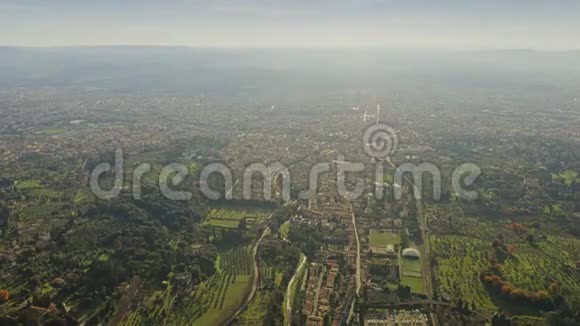 意大利佛罗伦萨城市景观高空俯视图视频的预览图