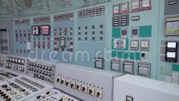 控制面板发电站视频的预览图